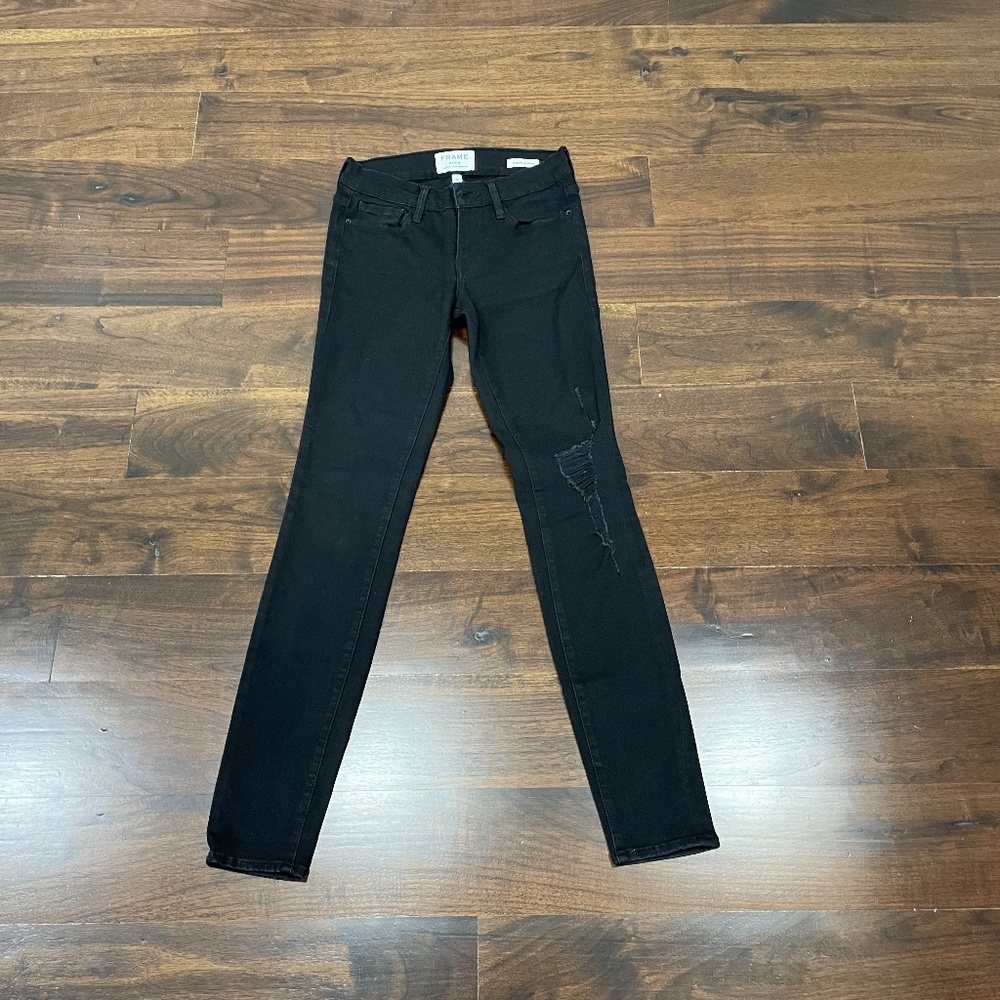 Frame Knee Ripped Jeans